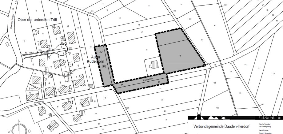 Hier ist ein Lageplan des Bereiches „Friedhof Weitefeld-Oberdreisbach“ der Ortsgemeinde Weitefeld zu sehen, die zu ändernden Flächen wurden grau schraffiert.