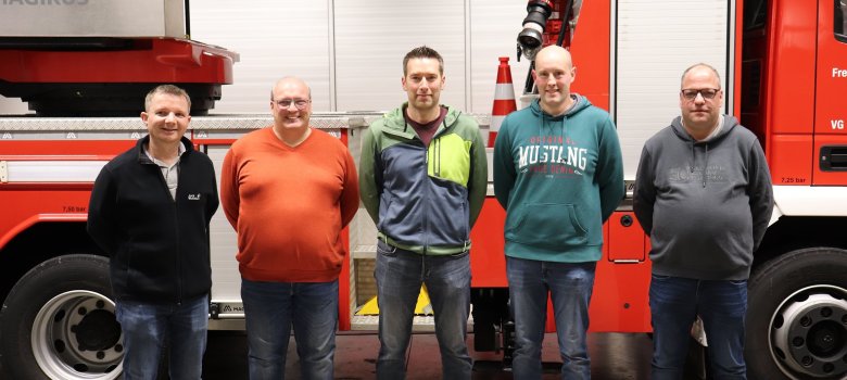 Hier sehen Sie die neu gewählte Wehrleitung der Löscheinheit Daaden.