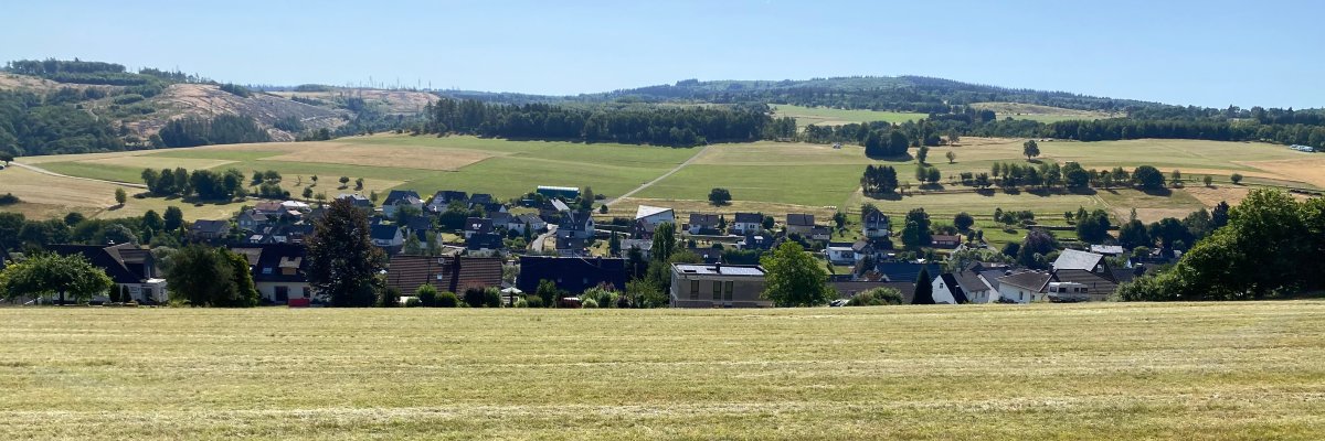 Dorfblick Derschen Hier sehen Sie einen Teil von Derschen von der Grillhütte aus