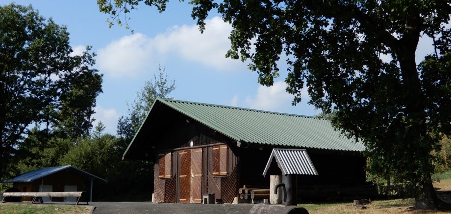 Hier sehen Sie die Grillhütte in Derschen