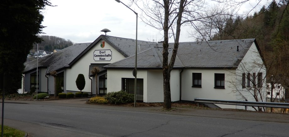 Hier sehen Sie das Dorfgemeinschaftshaus in Niederdreisbach