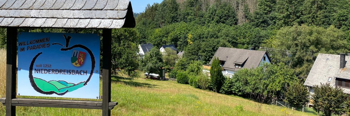 Hier sehen Sie das Willkommensschild von Niederdreisbach
