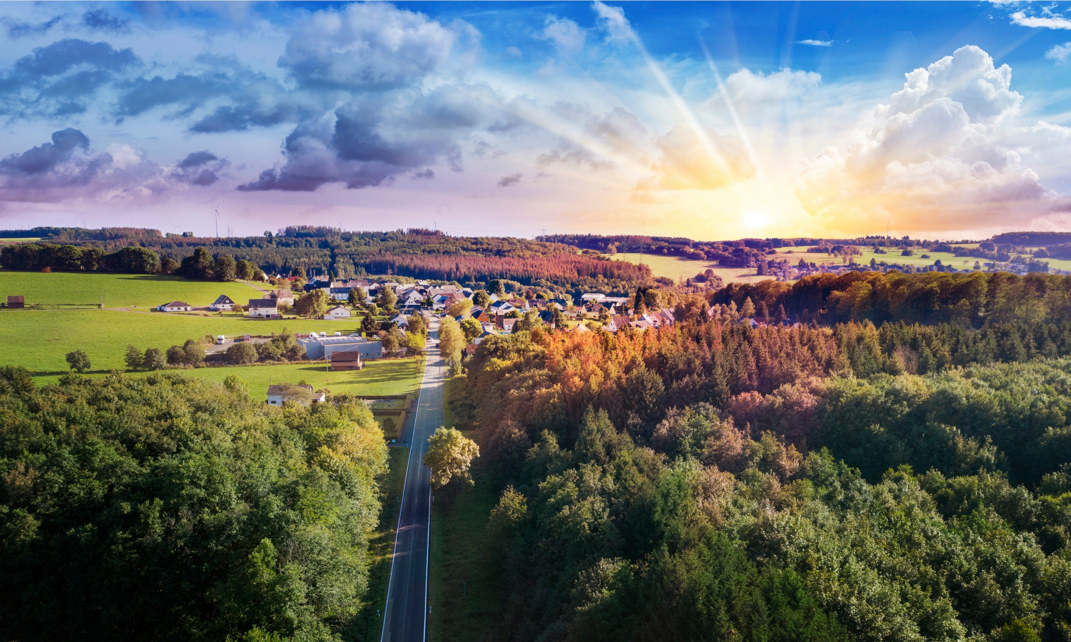Hier sehen Sie die Ortsgemeinde Nisterberg aus der Luft.