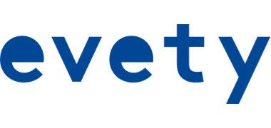 evety Hier sehen Sie das Logo von evety. Der Name blau geschrieben auf weißem Hintergrund.